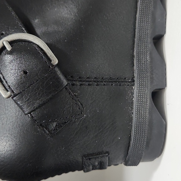 Sorel | Black Ankle Boots - Picture 9 of 12
